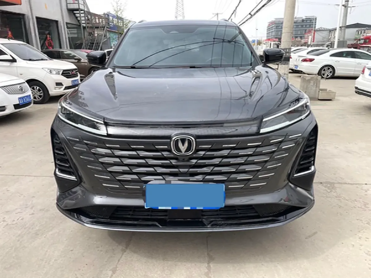 2024 ChangAn CS75 Plus 1.5T 188HP L4 8AT,autocango,china used car exporter,china ev exporter,chinese used car exporter,chinese used ev exporter