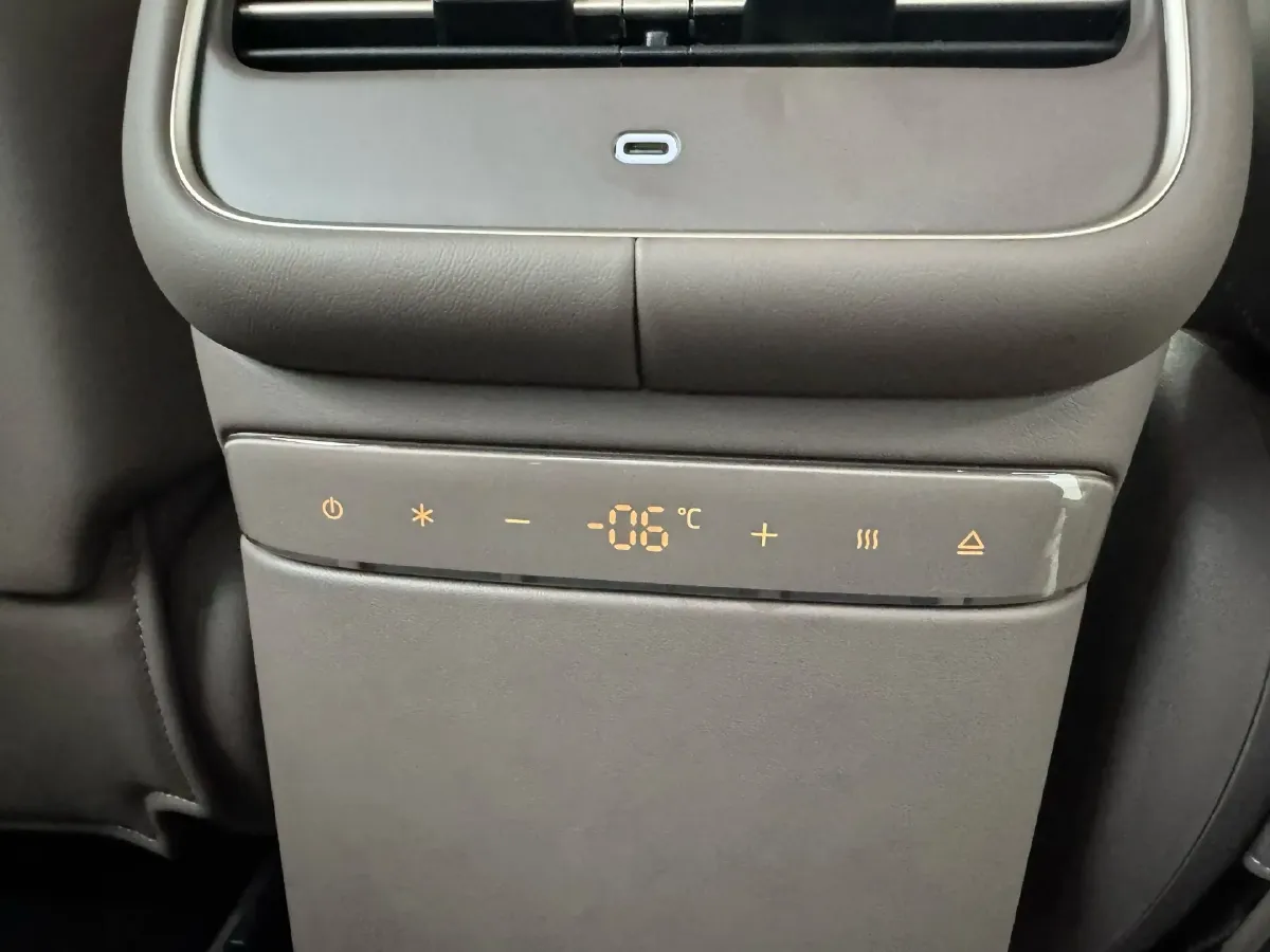 2026 IM LS6 REEV 155HP REEV,autocango,china used car exporter,china ev exporter,chinese used car exporter,chinese used ev exporter