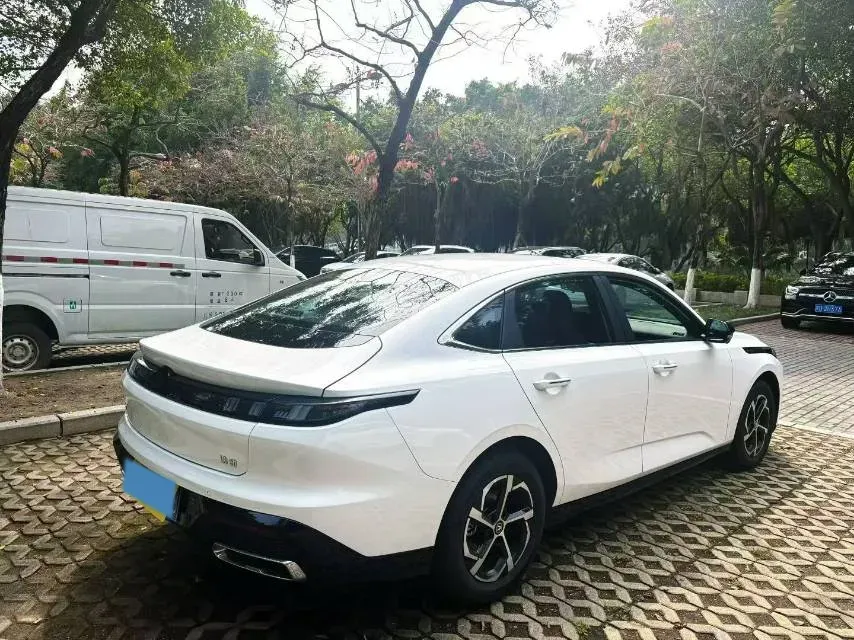 2025 ChangAn Eado 1.5T 192HP L4 7DCT,autocango,china used car exporter,china ev exporter,chinese used car exporter,chinese used ev exporter