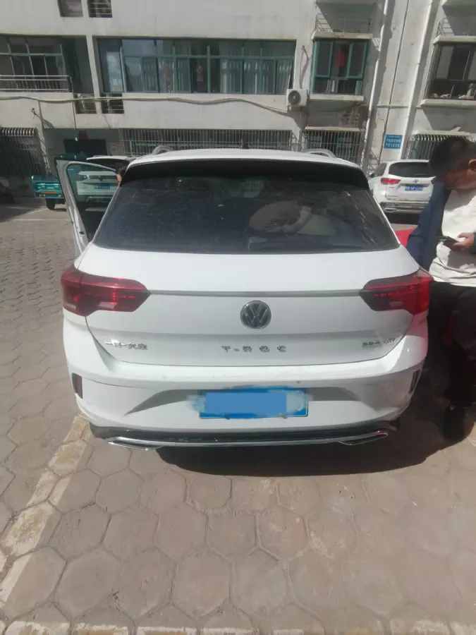 2020 Volkswagen T-Roc 1.4T 150HP L4 7DCT,autocango,china used car exporter,china ev exporter,chinese used car exporter,chinese used ev exporter