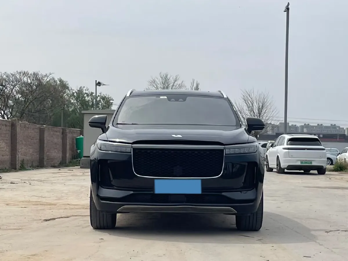 2020 Li ONE Range Extended 131HP REEV 40.5KWH,autocango,china used car exporter,china ev exporter,chinese used car exporter,chinese used ev exporter