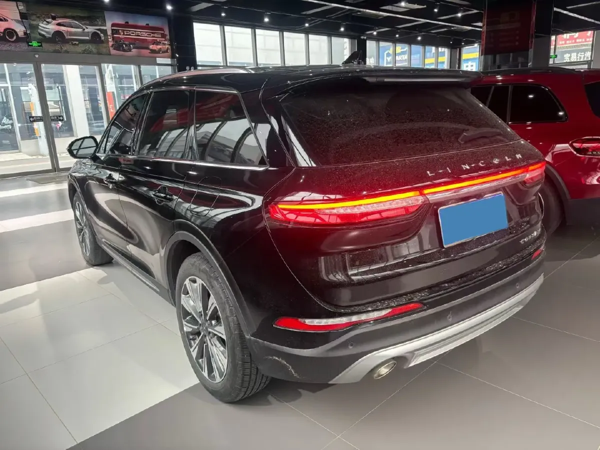 2022 Lincoln Corsair 2.0T 245HP L4 8AT,autocango,china used car exporter,china ev exporter,chinese used car exporter,chinese used ev exporter