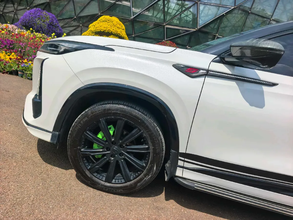 2023 ChangAn CS75 Plus 1.5T 188HP L4 8AT,autocango,china used car exporter,china ev exporter,chinese used car exporter,chinese used ev exporter