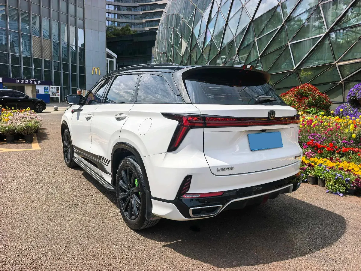 2023 ChangAn CS75 Plus 1.5T 188HP L4 8AT,autocango,china used car exporter,china ev exporter,chinese used car exporter,chinese used ev exporter