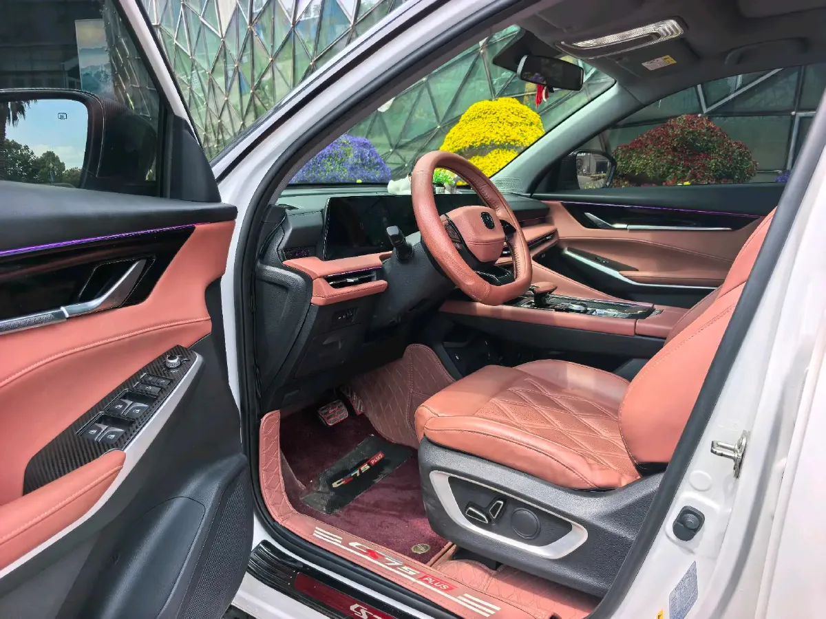 2023 ChangAn CS75 Plus 1.5T 188HP L4 8AT,autocango,china used car exporter,china ev exporter,chinese used car exporter,chinese used ev exporter