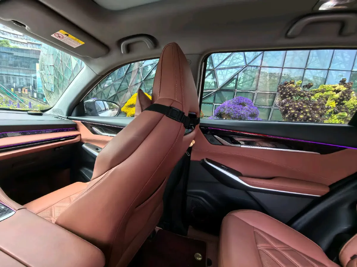 2023 ChangAn CS75 Plus 1.5T 188HP L4 8AT,autocango,china used car exporter,china ev exporter,chinese used car exporter,chinese used ev exporter