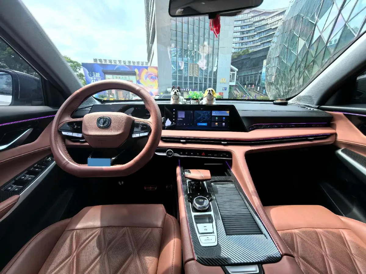 2023 ChangAn CS75 Plus 1.5T 188HP L4 8AT,autocango,china used car exporter,china ev exporter,chinese used car exporter,chinese used ev exporter