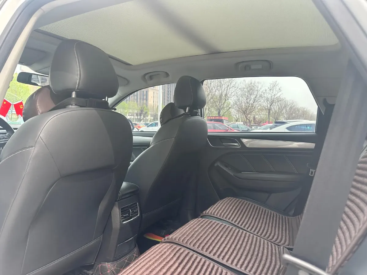 2020 Dongfeng YuFeng P16 2.4T 218HP L4 6MT,autocango,china used car exporter,china ev exporter,chinese used car exporter,chinese used ev exporter