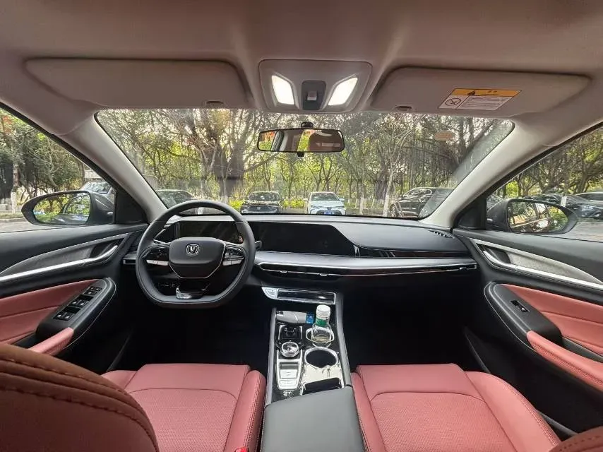 2025 ChangAn Eado 1.4T 160HP L4 7DCT,autocango,china used car exporter,china ev exporter,chinese used car exporter,chinese used ev exporter