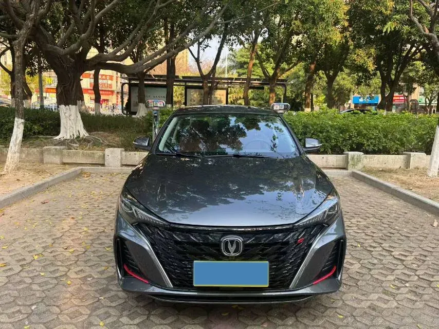 2025 ChangAn Eado 1.4T 160HP L4 7DCT,autocango,china used car exporter,china ev exporter,chinese used car exporter,chinese used ev exporter