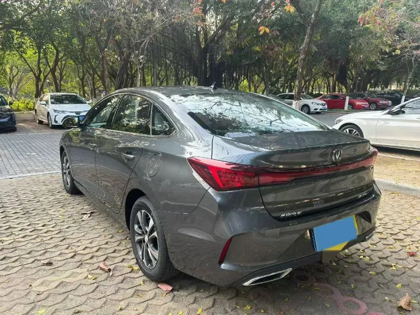 2025 ChangAn Eado 1.4T 160HP L4 7DCT,autocango,china used car exporter,china ev exporter,chinese used car exporter,chinese used ev exporter