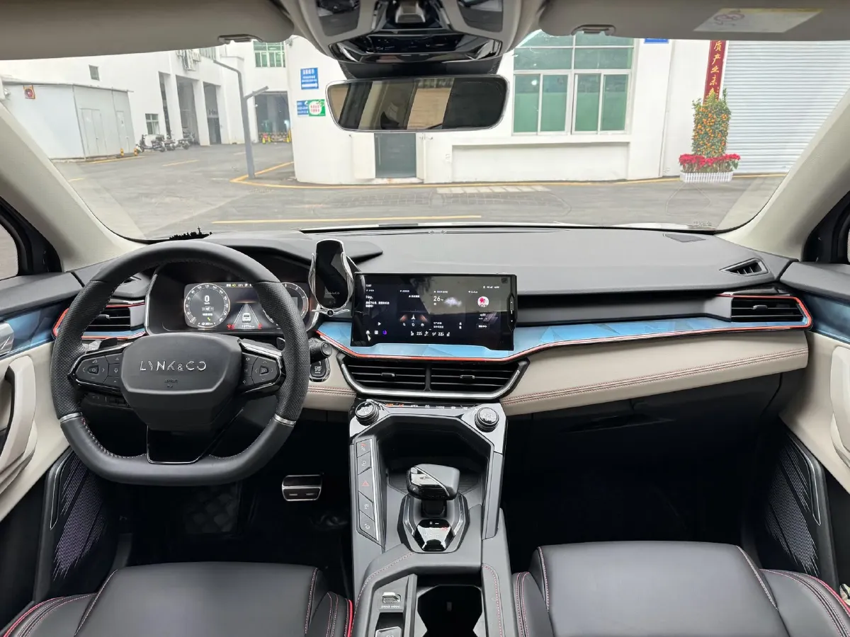 2020 LYNK&CO 06 1.5T 177HP L3 7DCT,autocango,china used car exporter,china ev exporter,chinese used car exporter,chinese used ev exporter