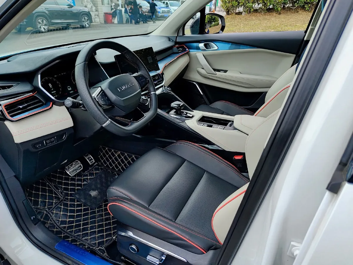 2020 LYNK&CO 06 1.5T 177HP L3 7DCT,autocango,china used car exporter,china ev exporter,chinese used car exporter,chinese used ev exporter