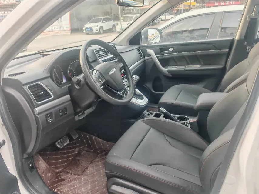 2019 Haval M6 1.5T 150HP L4 7DCT,autocango,china used car exporter,china ev exporter,chinese used car exporter,chinese used ev exporter