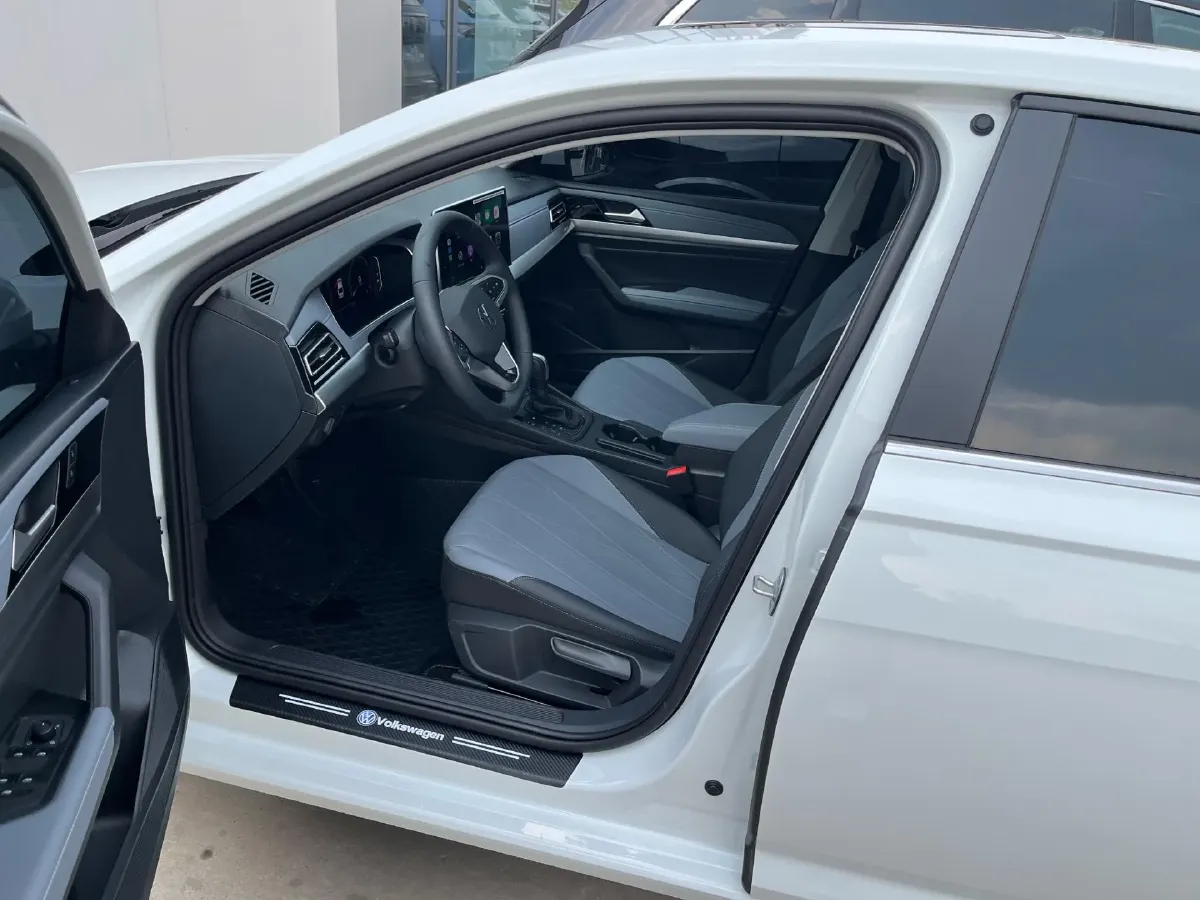 2024 Volkswagen Lavida 1.5L 110HP L4 6AT,autocango,china used car exporter,china ev exporter,chinese used car exporter,chinese used ev exporter