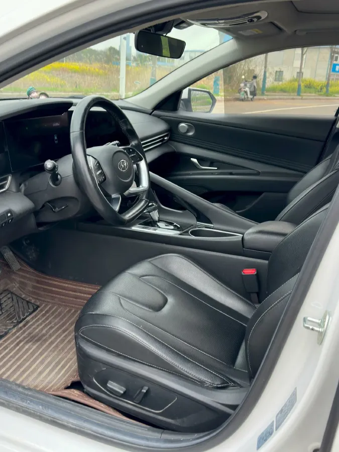2021 Hyundai Elantra 1.5L 115HP L4 CVT,autocango,china used car exporter,china ev exporter,chinese used car exporter,chinese used ev exporter