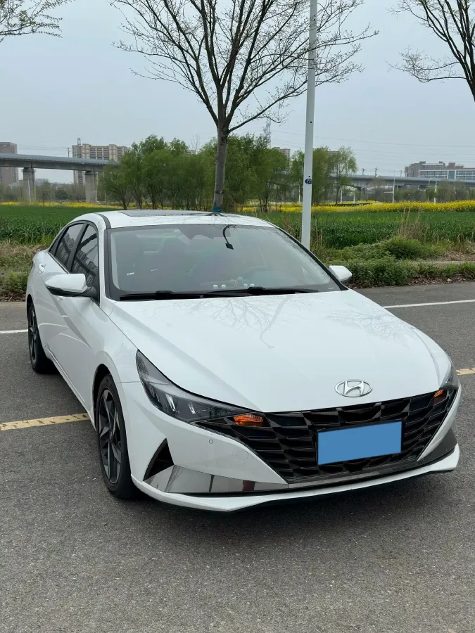 2021 Hyundai Elantra 1.5L 115HP L4 CVT,autocango,china used car exporter,china ev exporter,chinese used car exporter,chinese used ev exporter