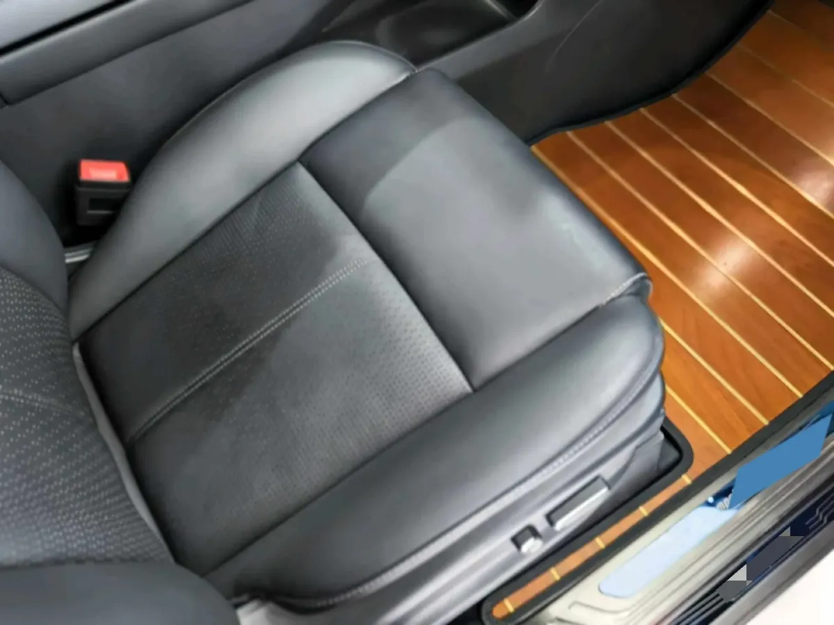 2021 GAC Trumpchi M8 2.0T 252HP L4 8AT,autocango,china used car exporter,china ev exporter,chinese used car exporter,chinese used ev exporter