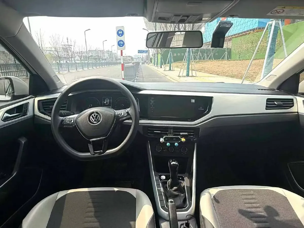 2021 Haval H6 1.5T 169HP L4 7DCT,autocango,china used car exporter,china ev exporter,chinese used car exporter,chinese used ev exporter