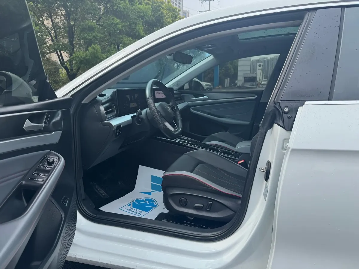 2023 Volkswagen Lamando 1.4T 150HP L4 7DCT,autocango,china used car exporter,china ev exporter,chinese used car exporter,chinese used ev exporter