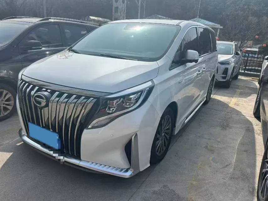 2021 GAC Trumpchi M8 2.0T 252HP L4 8AT,autocango,china used car exporter,china ev exporter,chinese used car exporter,chinese used ev exporter