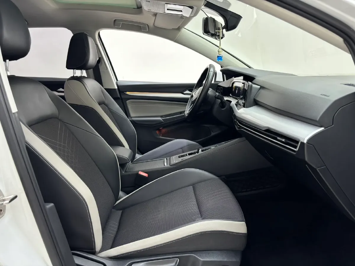 2021 Volkswagen Golf 1.4T 150HP L4 7DCT,autocango,china used car exporter,china ev exporter,chinese used car exporter,chinese used ev exporter