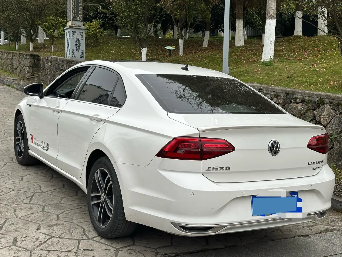 2019 Volkswagen Passat 1.4T 150HP L4 7DCT,autocango,china used car exporter,china ev exporter,chinese used car exporter,chinese used ev exporter