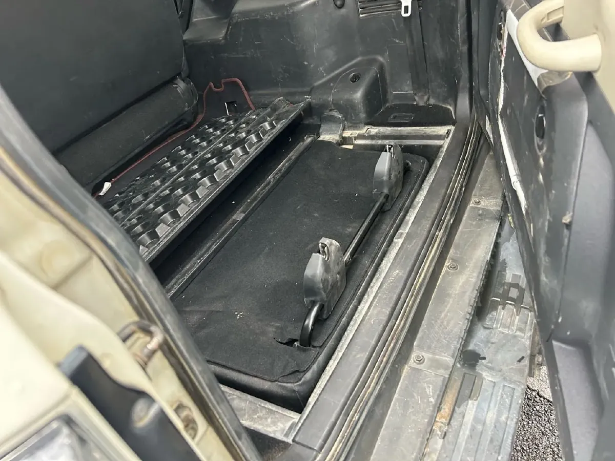 2020 Mitsubishi Pajero 3.0L 174HP V6 5AT,autocango,china used car exporter,china ev exporter,chinese used car exporter,chinese used ev exporter