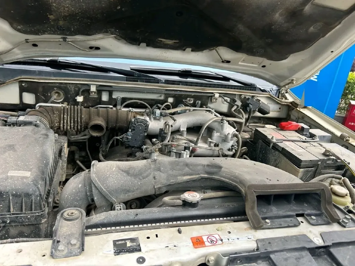 2020 Mitsubishi Pajero 3.0L 174HP V6 5AT,autocango,china used car exporter,china ev exporter,chinese used car exporter,chinese used ev exporter