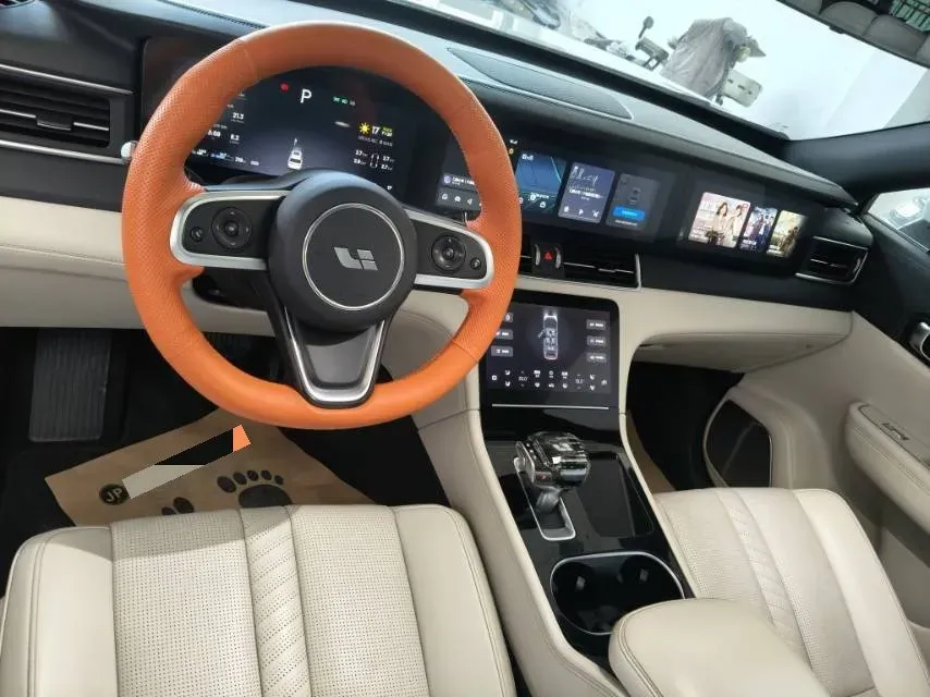 2020 Li ONE Range Extended 131HP REEV 40.5KWH,autocango,china used car exporter,china ev exporter,chinese used car exporter,chinese used ev exporter