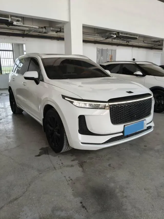 2020 Li ONE Range Extended 131HP REEV 40.5KWH,autocango,china used car exporter,china ev exporter,chinese used car exporter,chinese used ev exporter