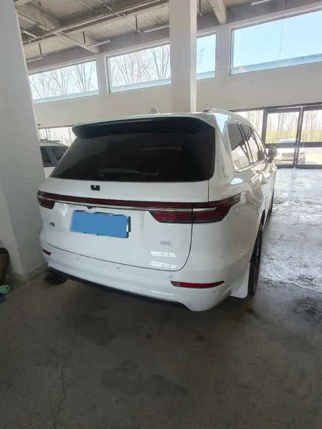 2020 Li ONE Range Extended 131HP REEV 40.5KWH,autocango,china used car exporter,china ev exporter,chinese used car exporter,chinese used ev exporter