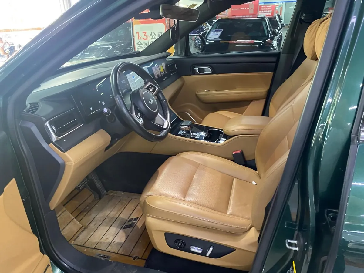 2021 Li ONE Range Extended 131HP REEV 40.5KWH,autocango,china used car exporter,china ev exporter,chinese used car exporter,chinese used ev exporter