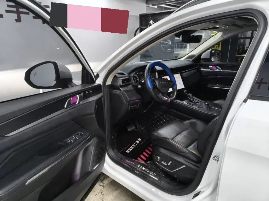 2021 LYNK&CO 01 2.0T 218HP L4 8AT,autocango,china used car exporter,china ev exporter,chinese used car exporter,chinese used ev exporter