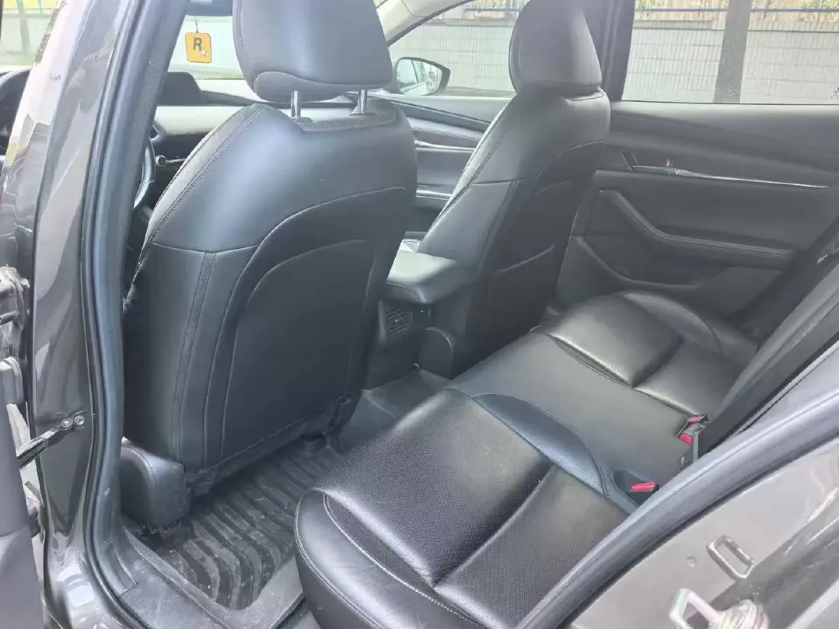 2020 Mazda 3 Axela 2.0L 158HP L4 6AT,autocango,china used car exporter,china ev exporter,chinese used car exporter,chinese used ev exporter