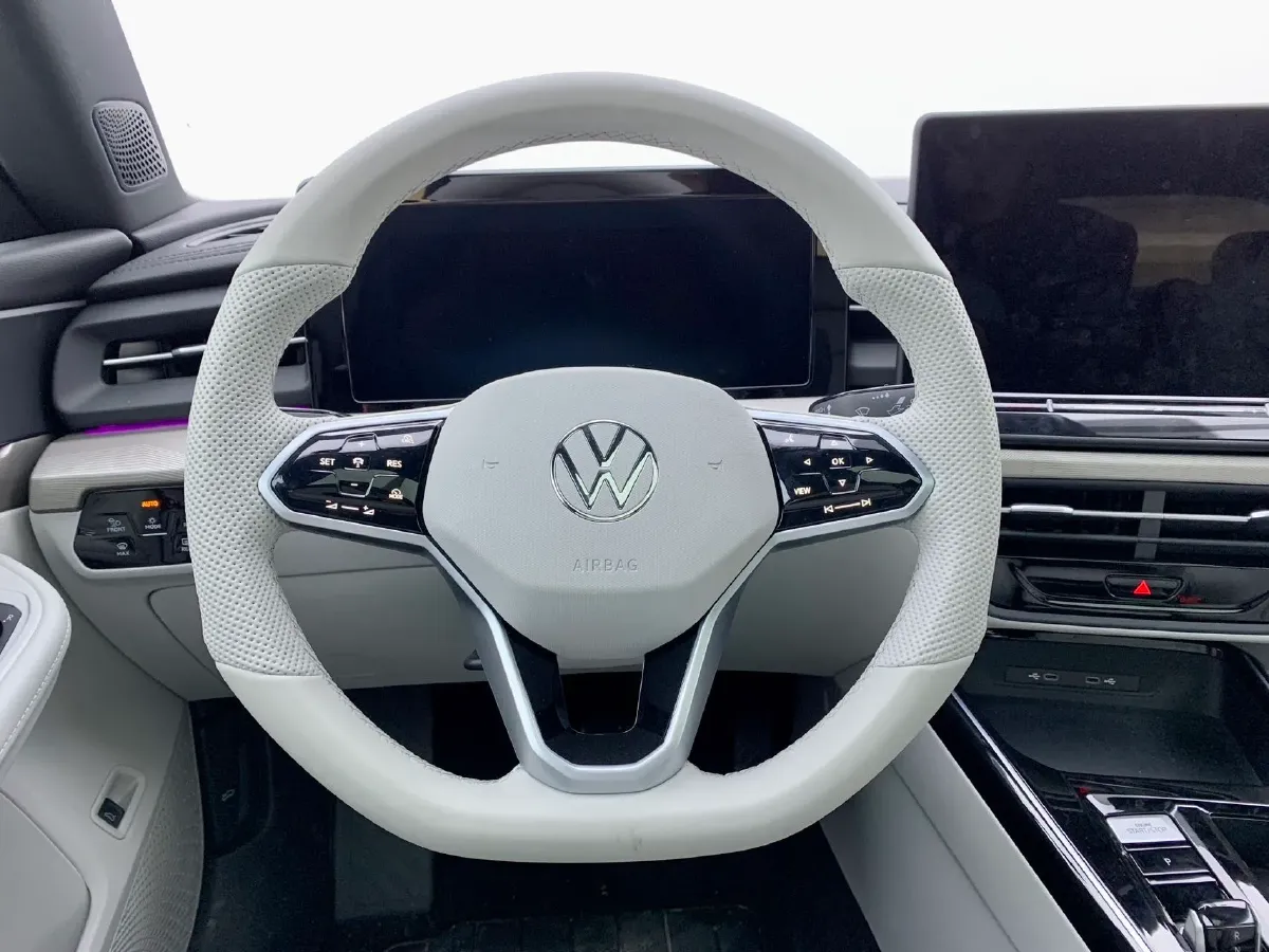 2026 Volkswagen Lamando 1.5T 160HP L4 7DCT,autocango,china used car exporter,china ev exporter,chinese used car exporter,chinese used ev exporter