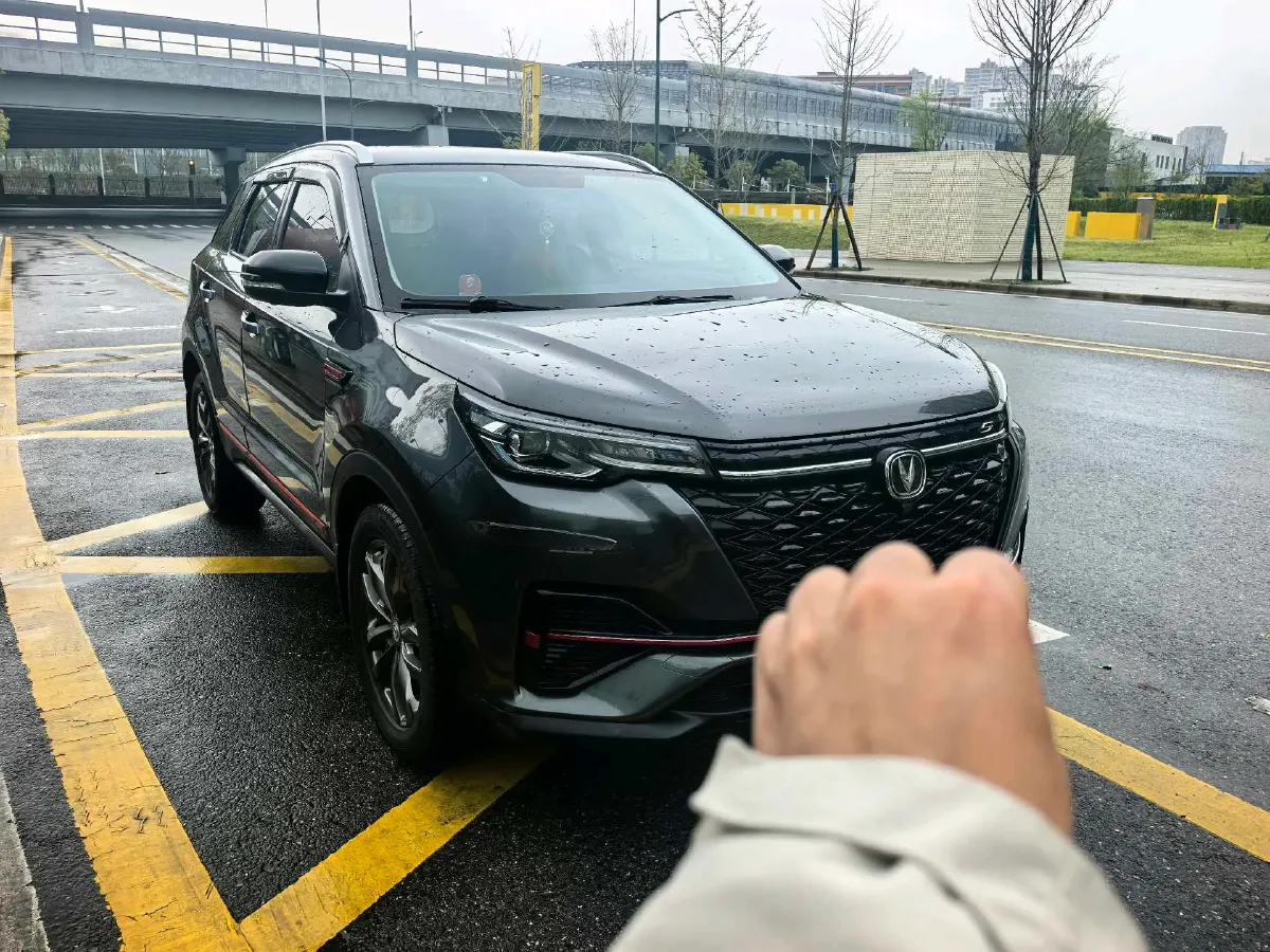 2022 ChangAn CS55 Plus 1.5T 180HP L4 7DCT,autocango,china used car exporter,china ev exporter,chinese used car exporter,chinese used ev exporter