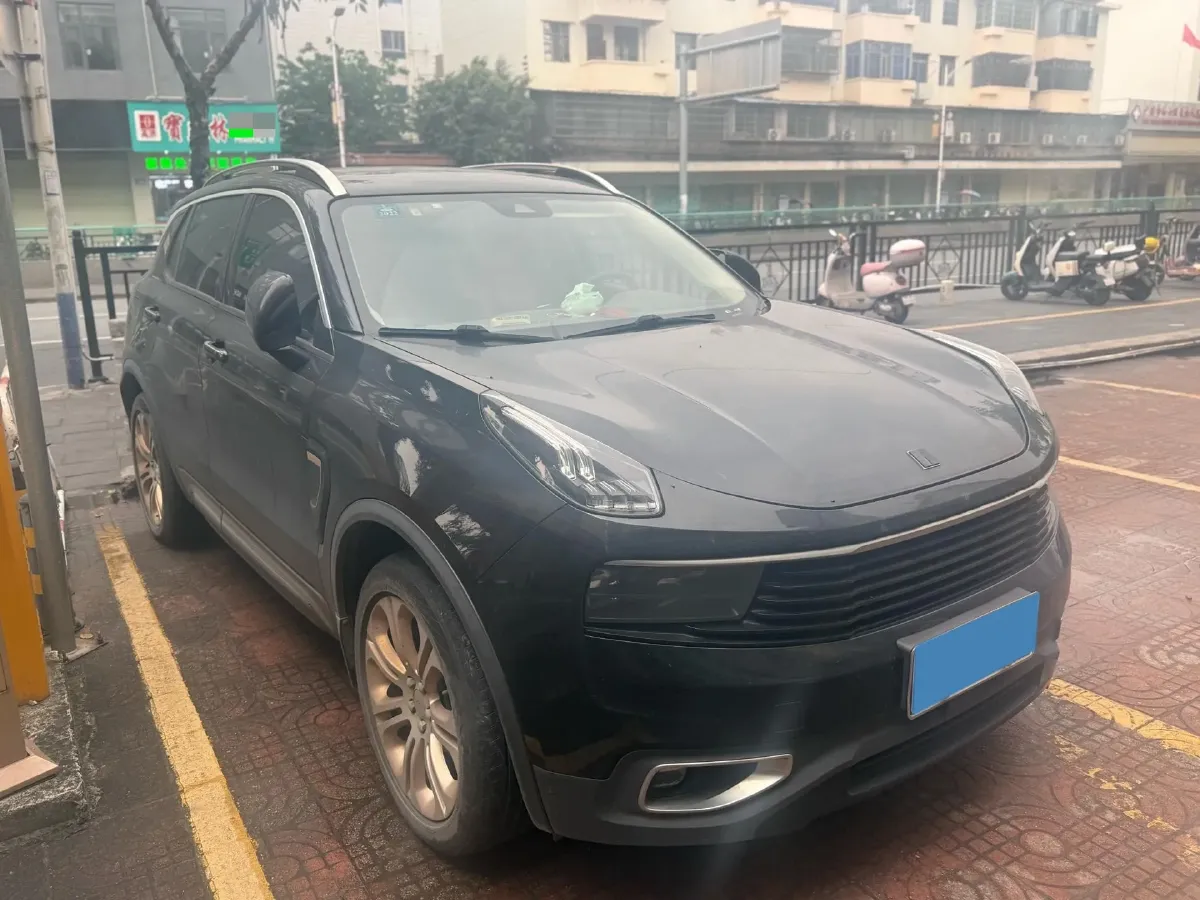 2017 LYNK&CO 01 2.0T 190HP L4 6AT,autocango,china used car exporter,china ev exporter,chinese used car exporter,chinese used ev exporter