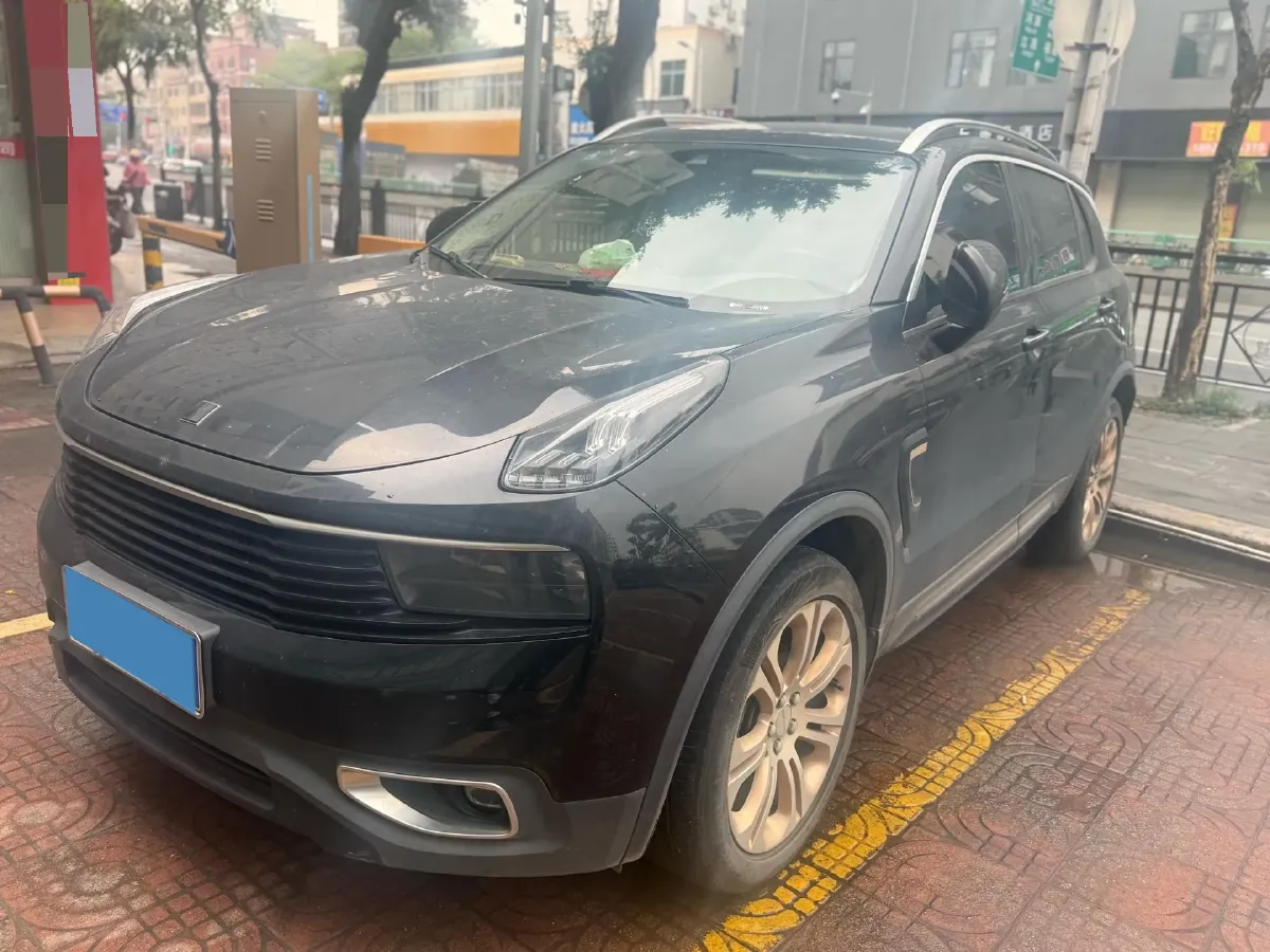 2017 LYNK&CO 01 2.0T 190HP L4 6AT,autocango,china used car exporter,china ev exporter,chinese used car exporter,chinese used ev exporter