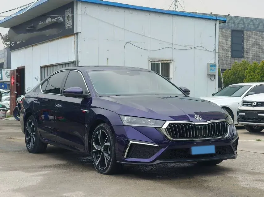 2022 Skoda Octavia 1.4T 150HP L4 7DCT,autocango,china used car exporter,china ev exporter,chinese used car exporter,chinese used ev exporter