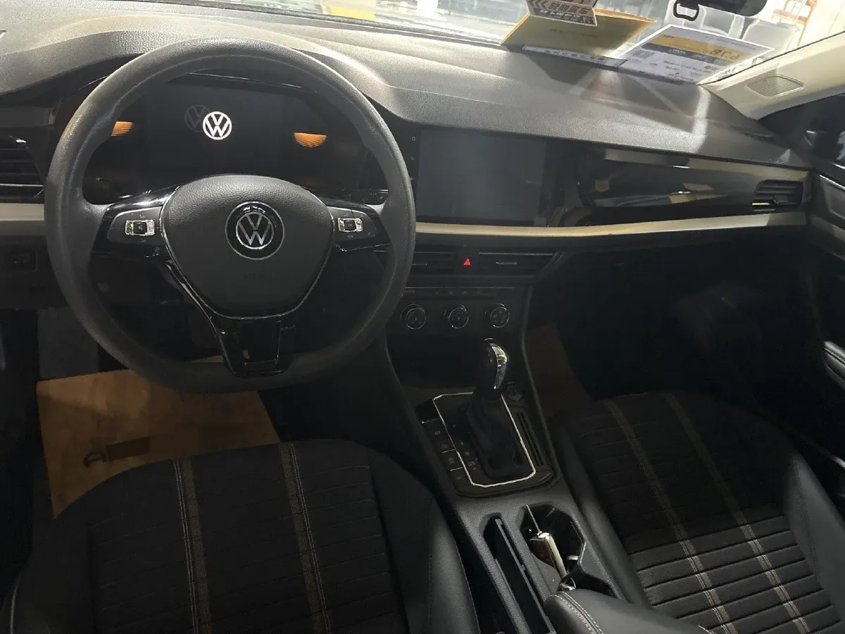 2021 Volkswagen Lavida 1.4T 150HP L4 7DCT,autocango,china used car exporter,china ev exporter,chinese used car exporter,chinese used ev exporter