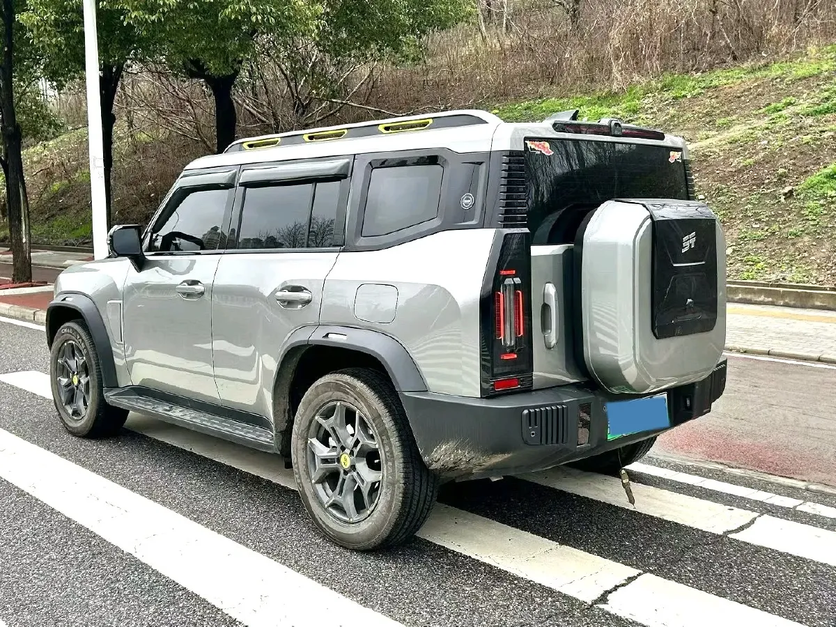 2024 Jetour ShanHai TravellerC-DM 1.5T 156HP L4 3DHT PHEV 26.7KWH,autocango,china used car exporter,china ev exporter,chinese used car exporter,chinese used ev exporter