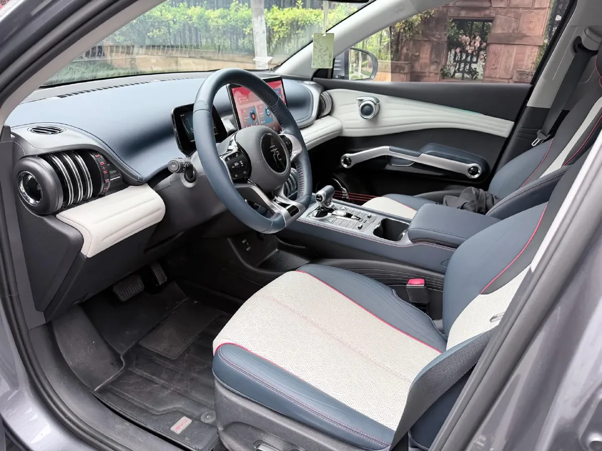 2022 Foton Grand General G7 2.0T 238HP L4 8AT,autocango,china used car exporter,china ev exporter,chinese used car exporter,chinese used ev exporter