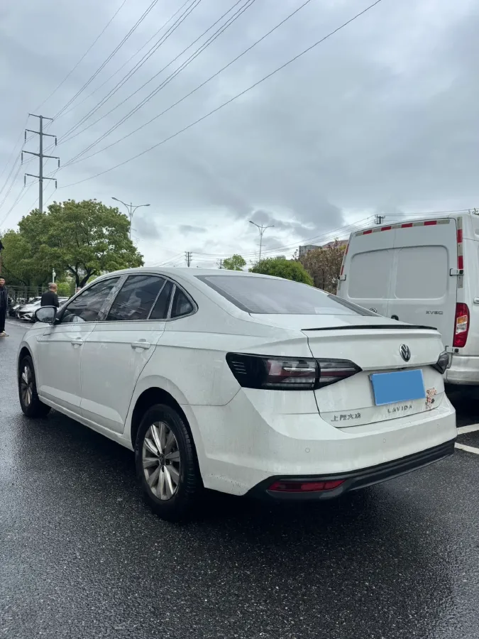 2025 Volkswagen Lavida 1.5L 110HP L4 6AT,autocango,china used car exporter,china ev exporter,chinese used car exporter,chinese used ev exporter