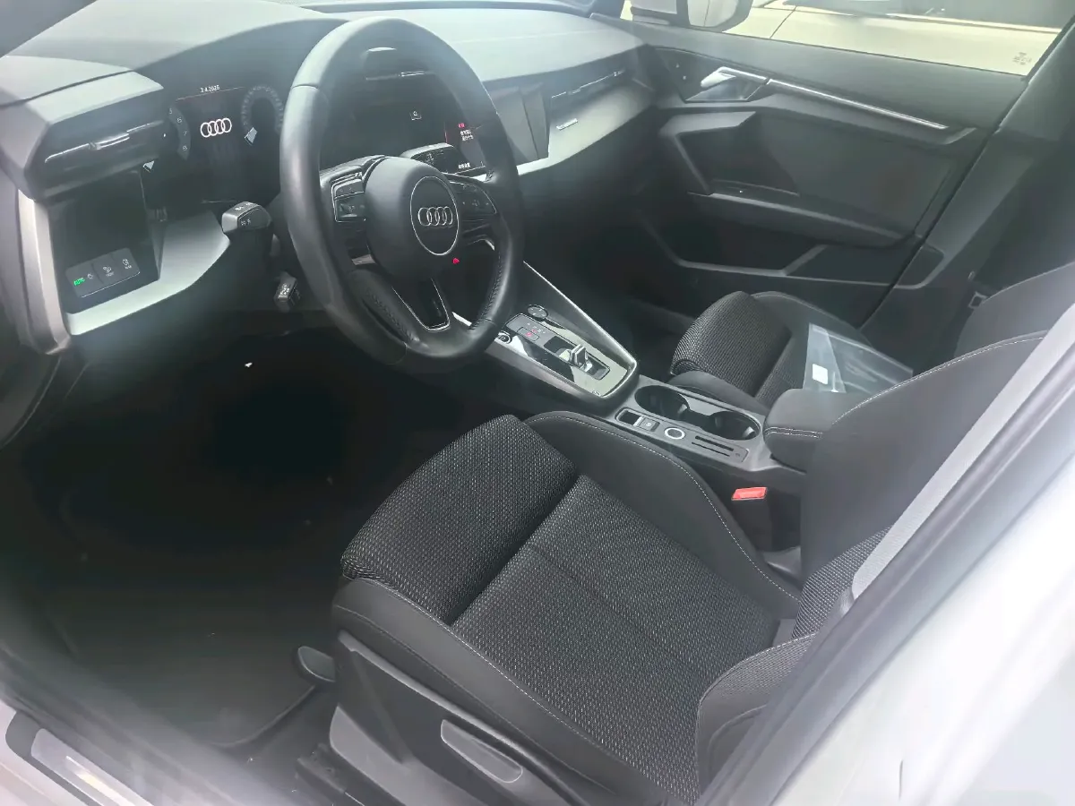 2022 Audi A3 1.4T 150HP L4 7DCT,autocango,china used car exporter,china ev exporter,chinese used car exporter,chinese used ev exporter