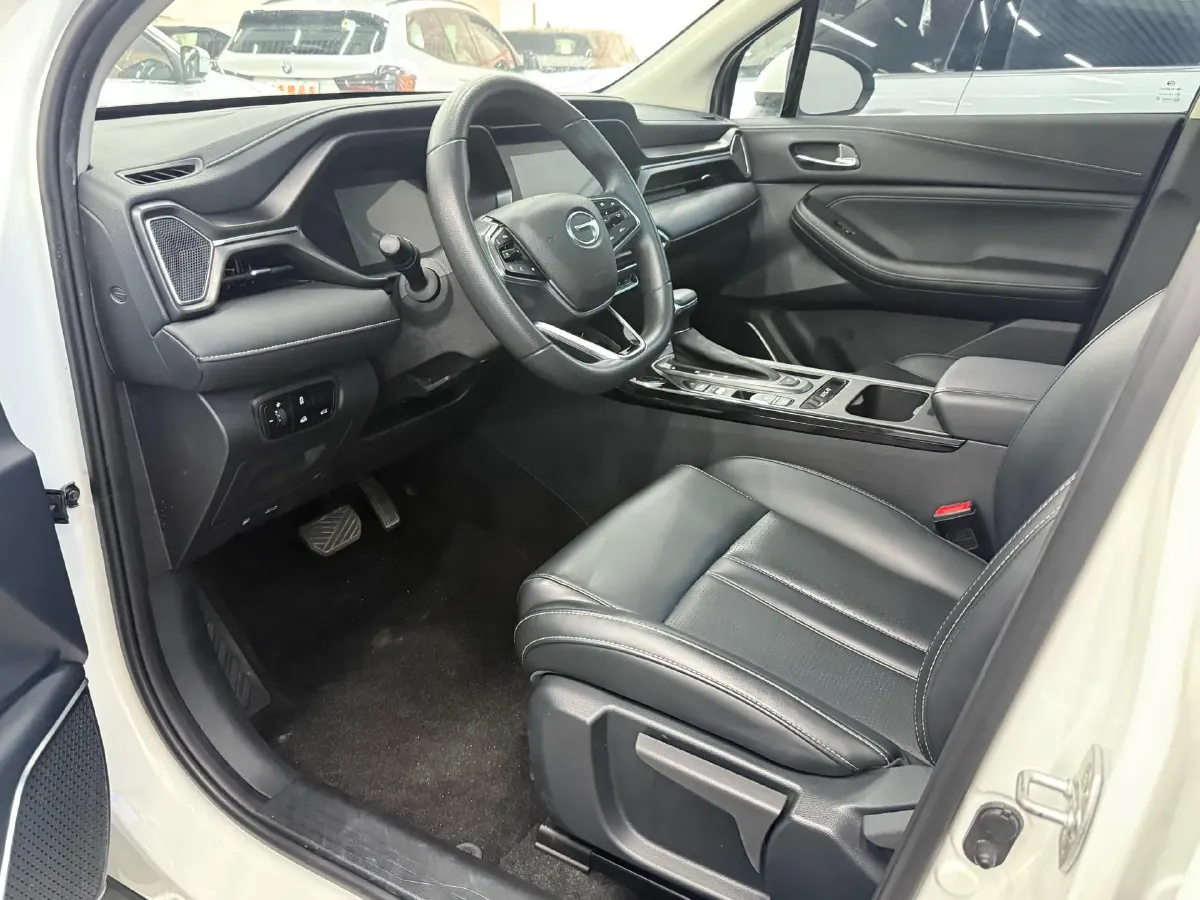 2022 GAC Trumpchi GS4 1.5T 169HP L4 6AT,autocango,china used car exporter,china ev exporter,chinese used car exporter,chinese used ev exporter