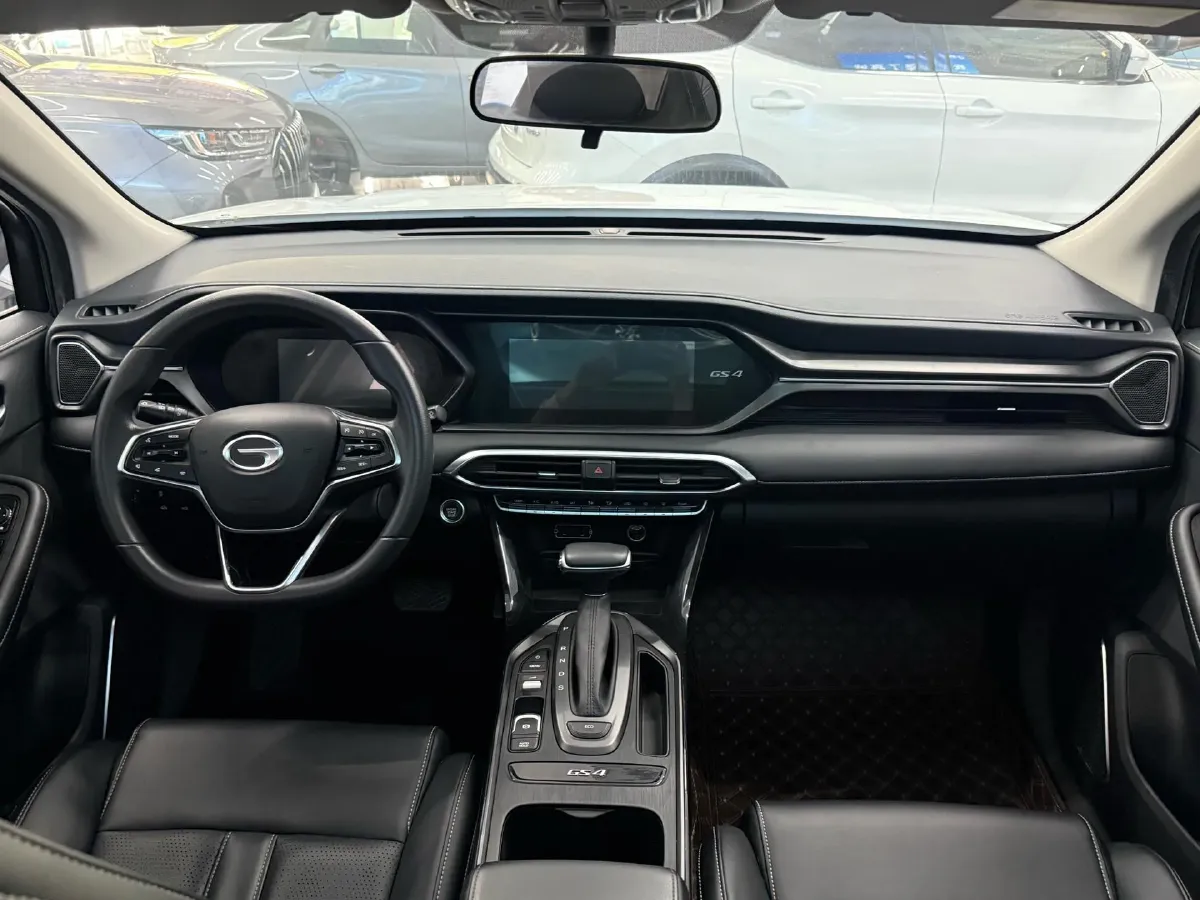 2022 GAC Trumpchi GS4 1.5T 169HP L4 6AT,autocango,china used car exporter,china ev exporter,chinese used car exporter,chinese used ev exporter