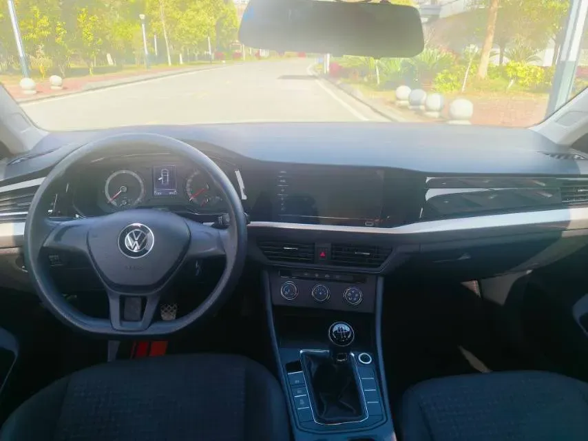 2021 Volkswagen Bora 1.5L 113HP L4 5MT,autocango,china used car exporter,china ev exporter,chinese used car exporter,chinese used ev exporter
