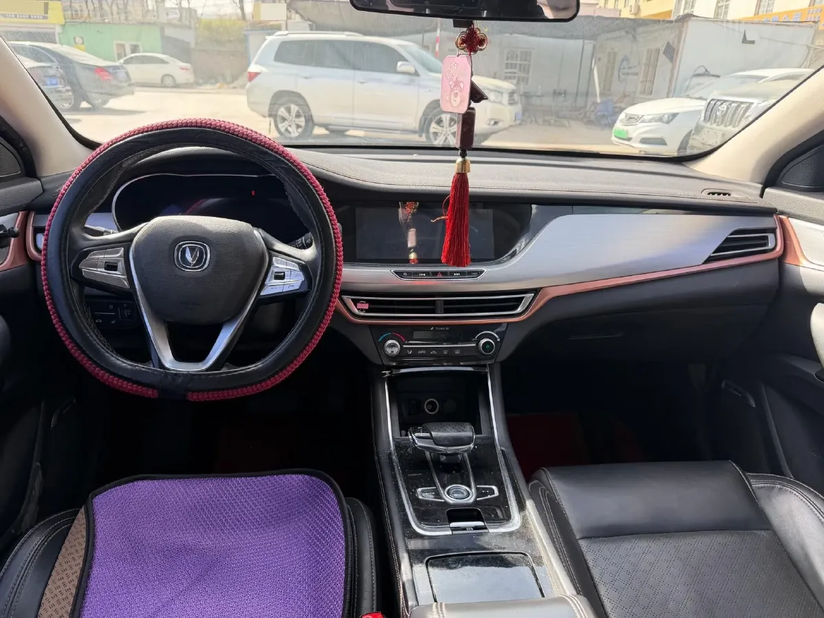 2019 ChangAn Eado ET BEV 52.6KWH,autocango,china used car exporter,china ev exporter,chinese used car exporter,chinese used ev exporter