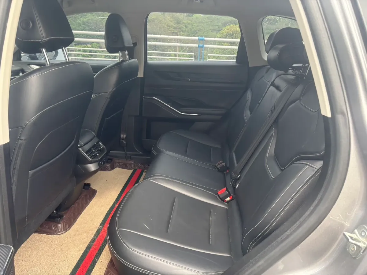 2021 Haval H6 1.5T 169HP L4 7DCT,autocango,china used car exporter,china ev exporter,chinese used car exporter,chinese used ev exporter